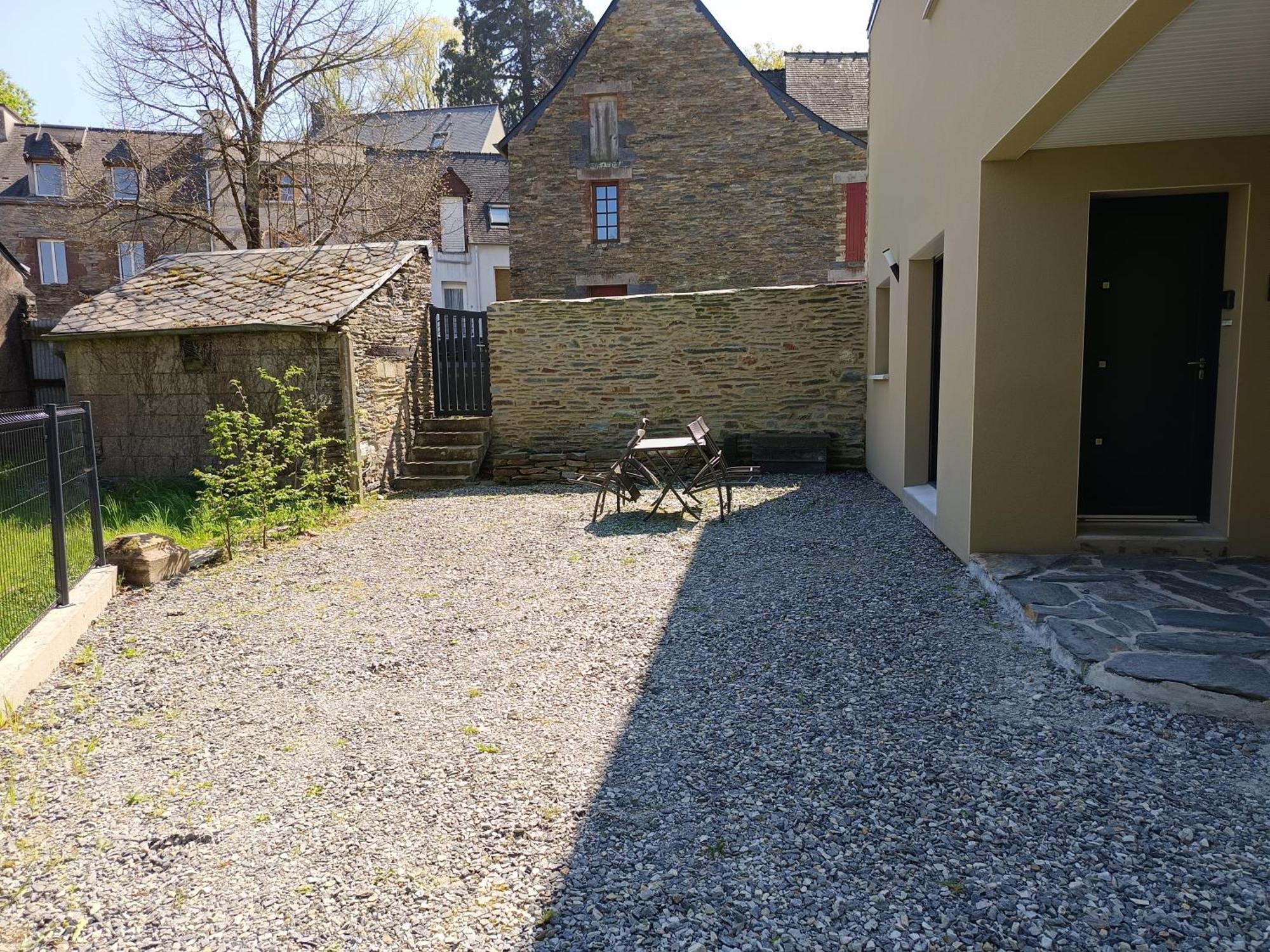 Appart Hotel La Gacilly-Centre Ville-Spa-Parking Exterior foto